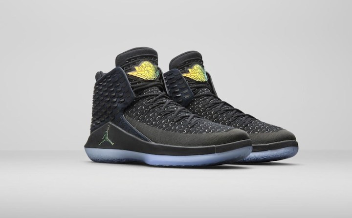 AIR JORDAN XXXII STEALTH